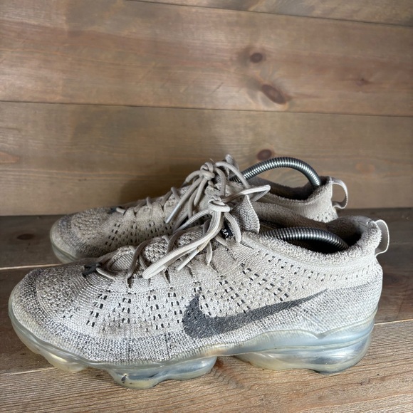 nike air vapormax 2023 mens size 8 shoes gray athletic running sneakers - Picture 1 of 8